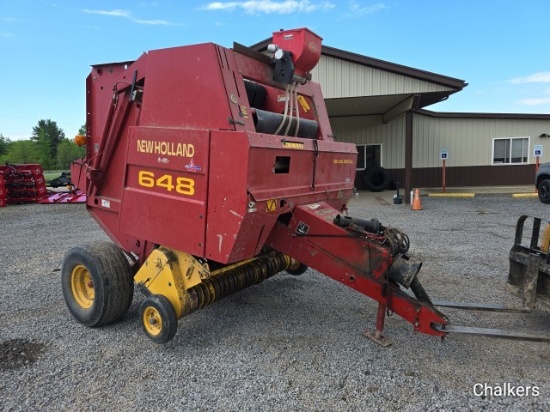 New Holland 648 Round Baler w/Net