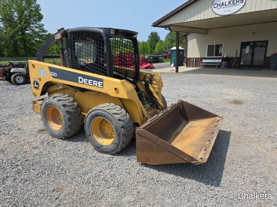 John Deere 320 Skidsteer