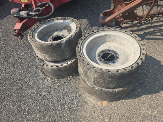Solid Skidsteer Wheels and Tires