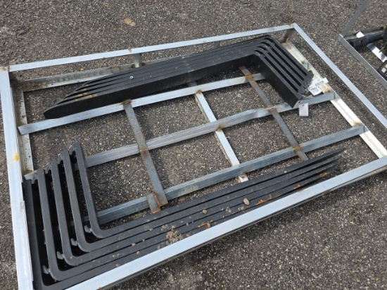 Set of 60in. Pallet Forks (2)
