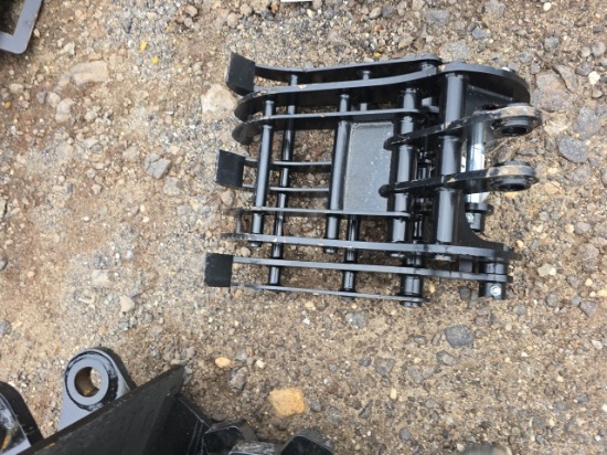GIYI Mini Excavator Grapple Att.
