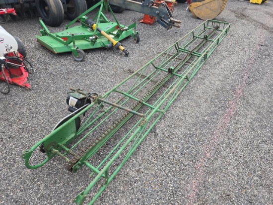16ft. Skeleton Hay Elevator