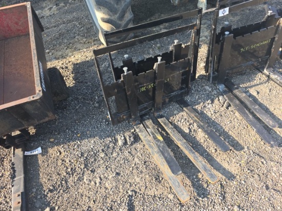 QT Dingo Pallet Forks