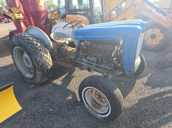 Ford 860 Gas