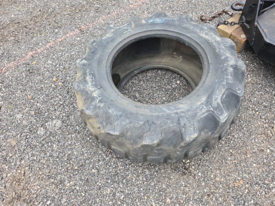 17.5L x24 Tire