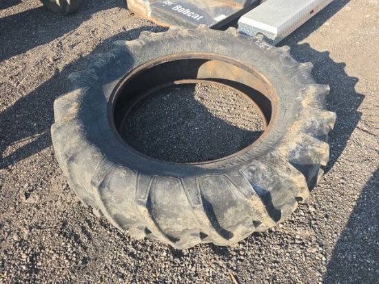 18.4x38 Tire