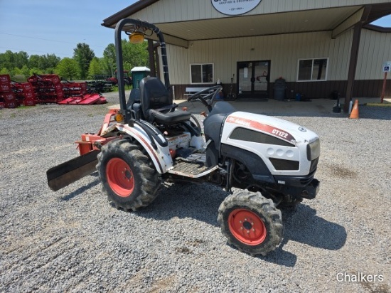 Bobcat CT122 4x4 w/3pt. Back Blade