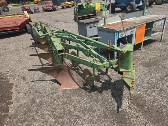 John Deere 4btm. Semi Mt. Plow