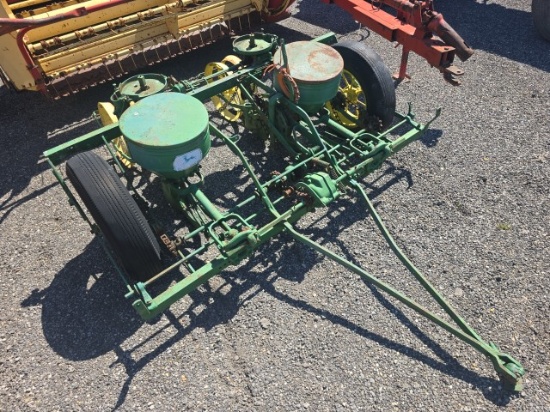 John Deere 290 2 row Corn Planter