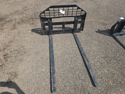 GIYI QT 60in. Pallet Forks