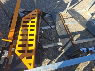 QT Pallet Forks