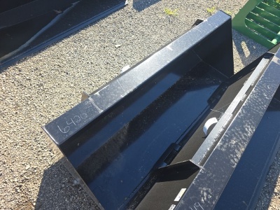 JMR 66in. QT Loader Bucket