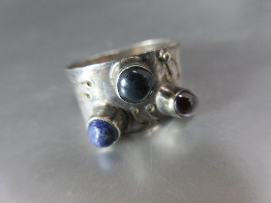 Gemstone Ring: Sterling Silver