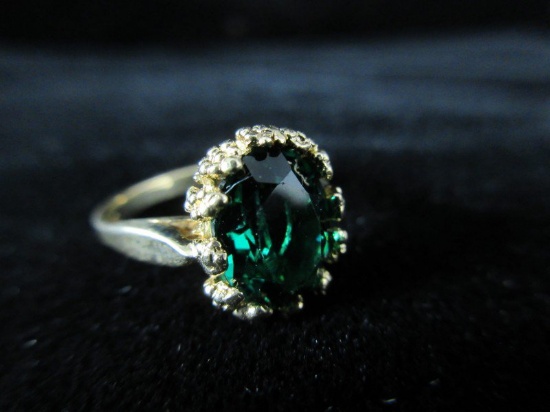 Vintage Green Gemstone 10K Yellow Gold Ring
