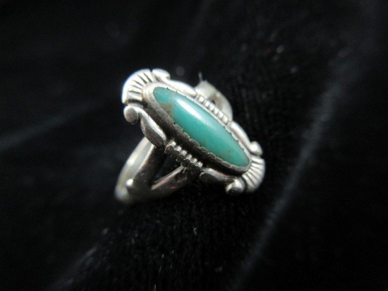 Vintage Turquoise Stone Sterling Silver Ring