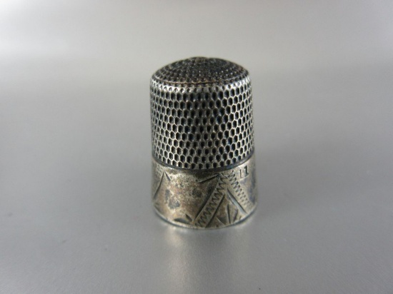 Old Sterling Thimble