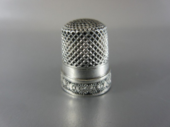 Old Sterling Thimble