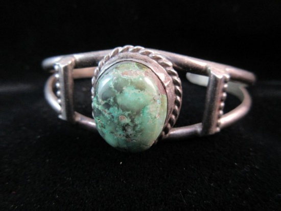 Vintage Native American Sterling Silver Turquoise Stone Cuff Bracelet