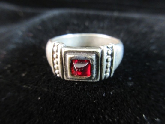 Vintage Sterling Silver Red Center Stone Ring