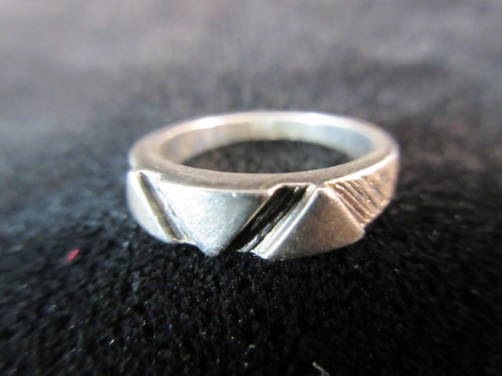 Sterling Silver Band Style Ring