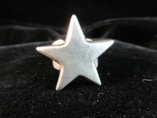 Sterling Silver Star Themed Vintage Ring