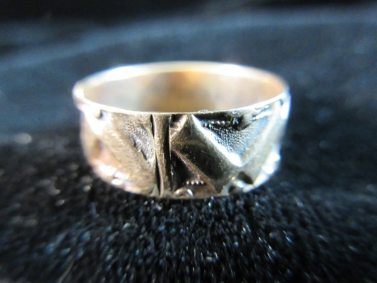 Vintage 10K Yellow Gold Accent Band Style Ring