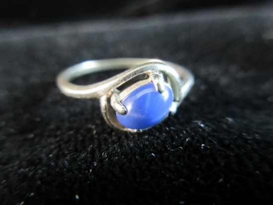 10K White Gold Star Sapphire Ring