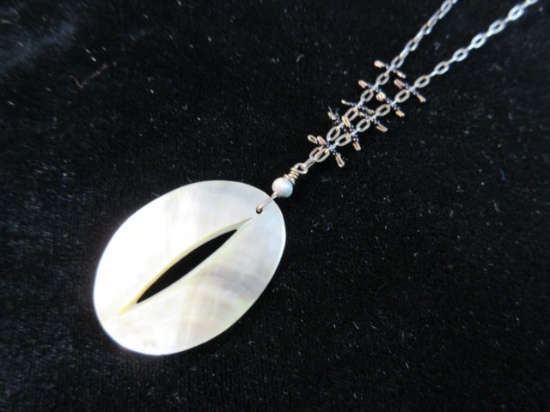 Sterling Silver Mother of Pearl Pendant Necklace