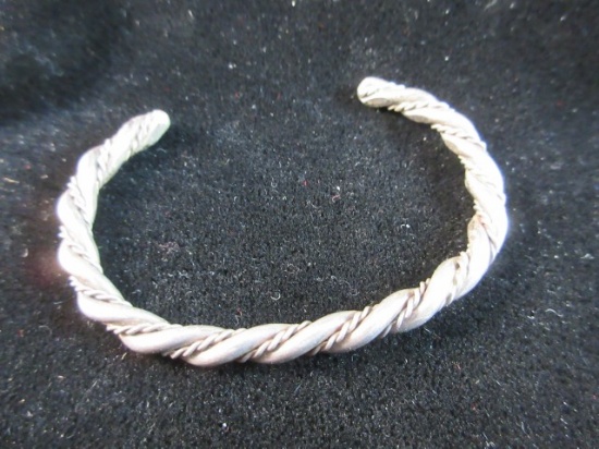 Vintage Sterling Silver Bracelet