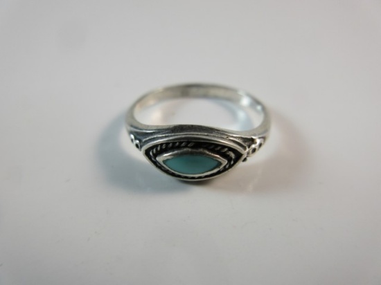 Vintage Sterling Silver Turquoise Stone Inlay Ring