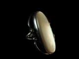 Old Pawn Native American Sterling Silver Signed E Mother of Pearl Ring