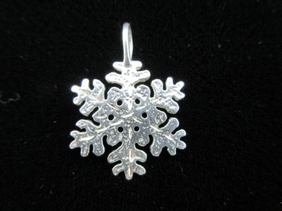 $.925 Silver Snowflake Pendant