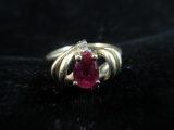 Vintage 10k Yellow Gold Red Stone Ring