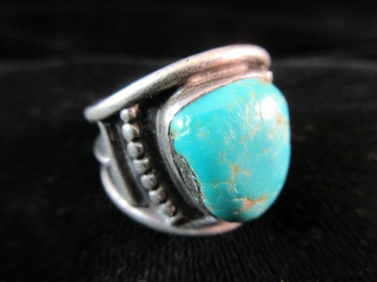 Large Old Pawn Sterling Silver Native American Turquoise Stone Ring