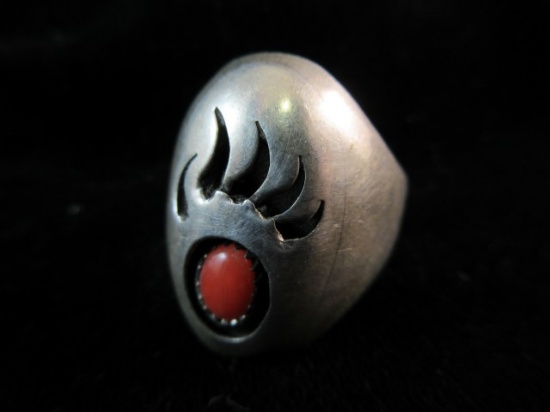 P Bear Paw Sterling Silver Coral Stone Ring