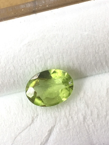 Peridot Oval 0.076ct