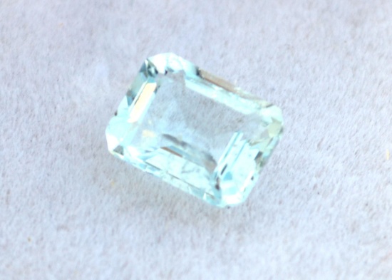 1.95 Carat Sky Blue Topaz