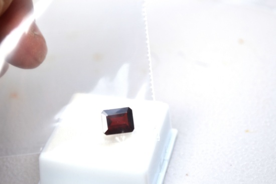 3.22 Carat Fine Rich Red Garnet