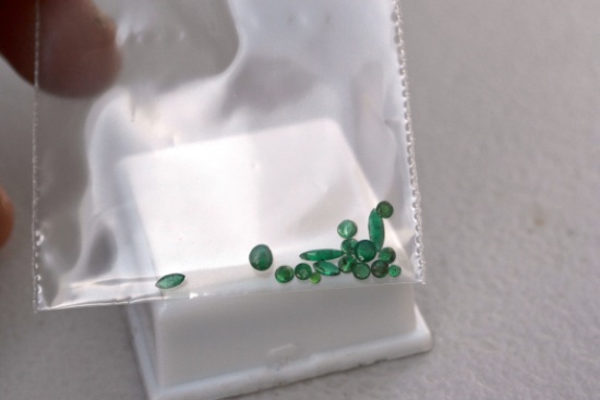 1.08 Carat Parcel of Top Color Emeralds