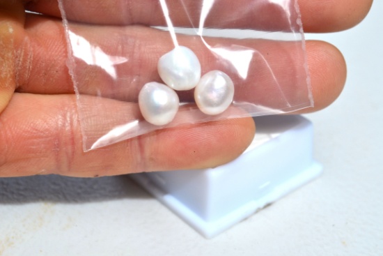 13.61 Carat Fine Trio of Pearls