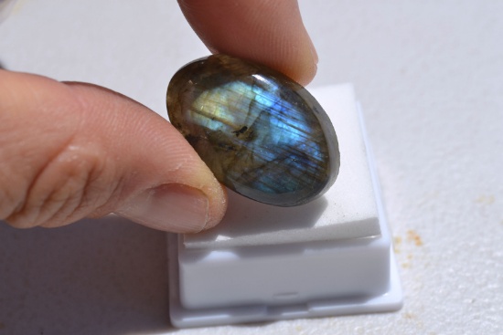 39.05 Carat Oval Labradorite Cabochon