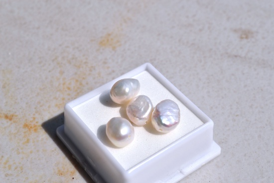 18.30 Carat Matched Parcel of White Pearls