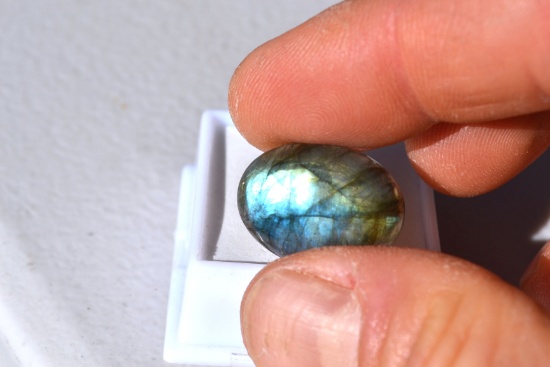 18.87 Carat Fantastic Labradorite