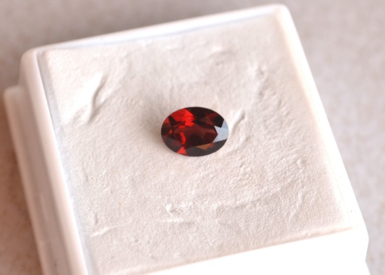 1.45 Carat Fantastic Oval Cut Garnet