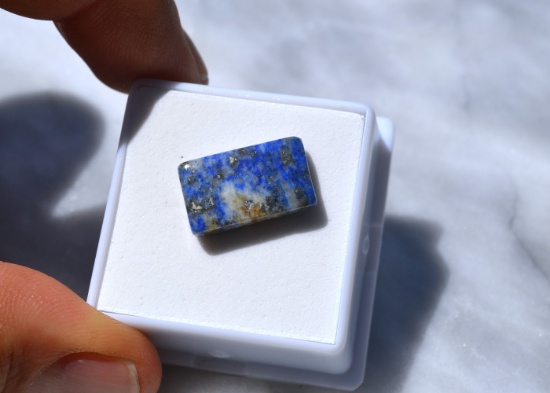 9.95 Carat Beautiful Lapis Lazuli Chunk