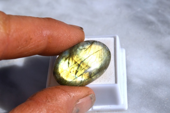 26.70 Carat Beautiful Labradorite Cabochon