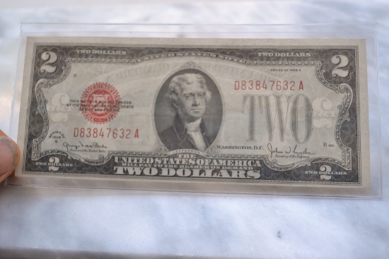 Lot 2 of 4 Sequential, Uncirculated? 1928-G $2 Red Seal Dollar Note