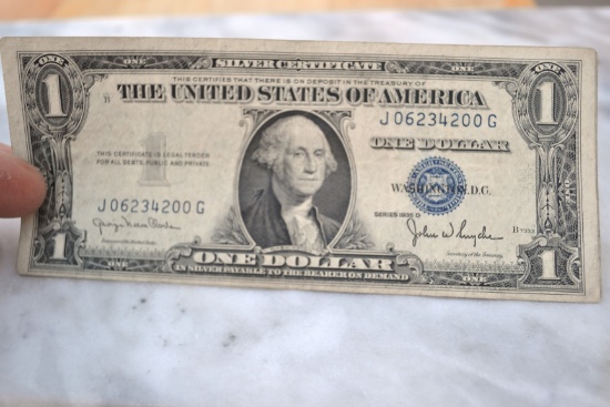 1935-D $1 Silver Certificate Dollar Note