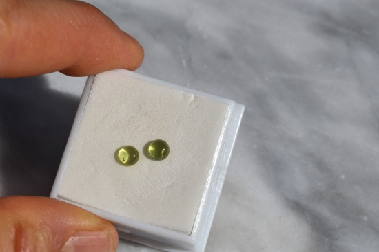 1.06 Carat Matched Pair of Fine Peridots