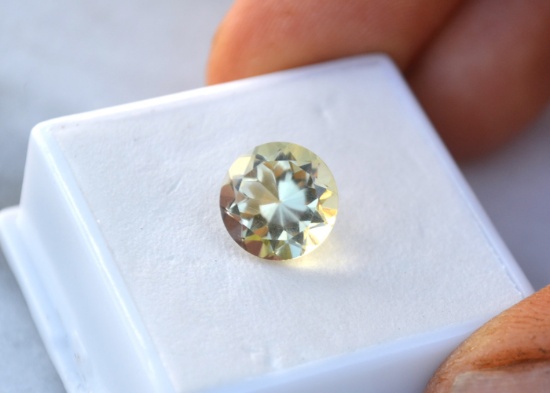 3.47 Carat Beautiful Lemon Citrine